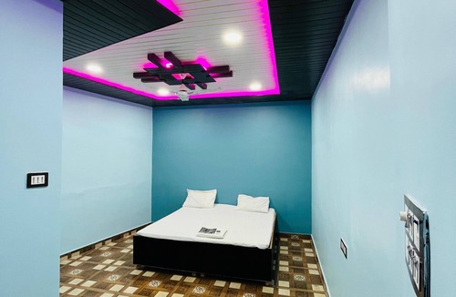 Budaun Hotel | Vande Bharat P Guest House