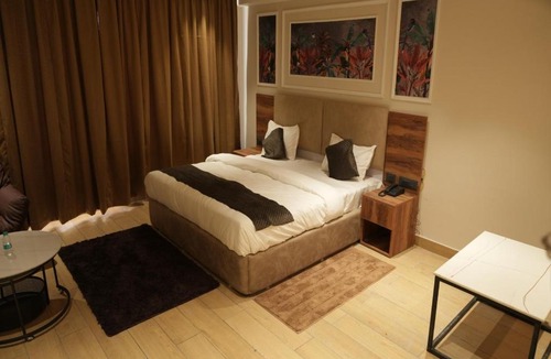 Gorakhpur Hotel | Vardaan Residency Hotel