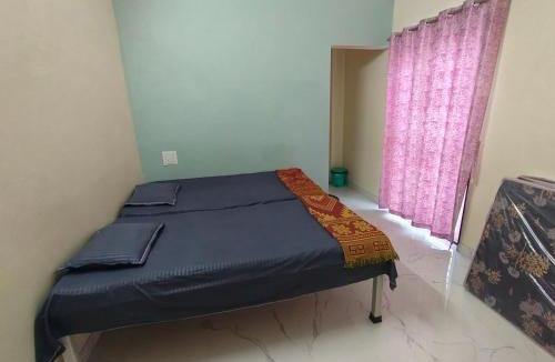 Akalkot Hotel | Vatavruksha Swamikrupa Residency