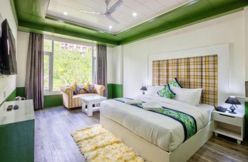 New Manali Hotel | vella Marina Group of hotels Sol Resort Manali #Atithi Devo Bhava hotel in manali #Free Parking #Mall Road 500m#Mountain view hotel