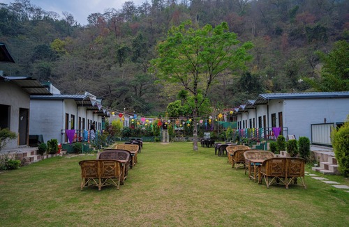 Taliyal Gaon Hotel | Velvet Valley Resort