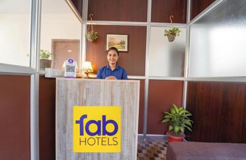 Coimbatore Hotel | Via Aarudhra Residency - Coimbatore Airport