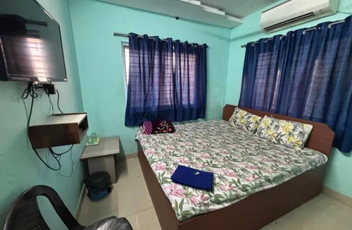 Mukundapur Hotel | Via Ashiyana Inn