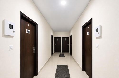 Govindpuri Hotel | Via Cosy Stay