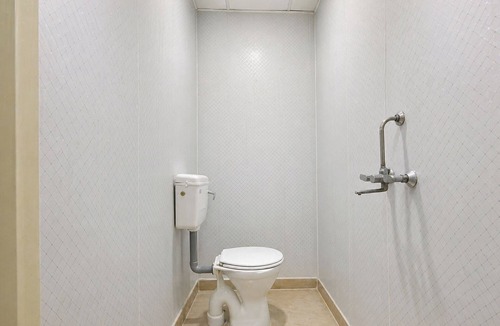 Delhi Hotel | Via Vsr Stay