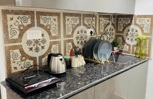 Zirakpur House | Vicky Lubana home stay Zirakpur
