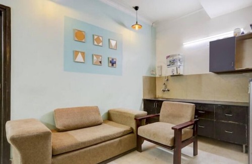 Sainik Farm Hotel | Victoria Palace