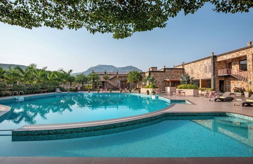 Halol Resort | Vikrama Heritage Resort Pavagadh