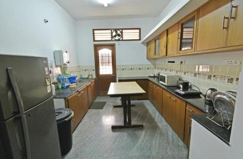 Kalapettai House | Villa close to Rock beach- Couple Room