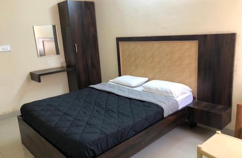 Yeshwanthpur Hotel | VK REGENCY