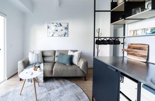 Chatswood West House | Warrina Nook - A Cosy Bushland Escape for Two