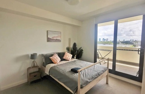 Wentworth Point Apartment | Waterview Apt near Olympic Park Pool Parking, Wifi, Ferry & Train to City