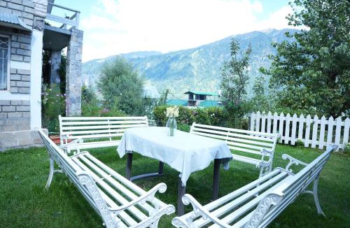 Manali Hotel | Westwoodvilla by Edenhomes