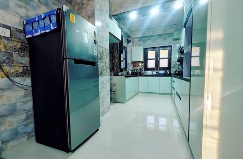 Shimla House | Whispering Meadows – 3BHK Luxe Stay in Shimla