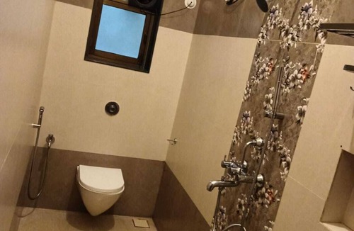 Parra Hotel | Whispering Palm Parra