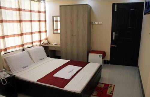 Chittagong Hotel | White Inn luxury Residential Hotel