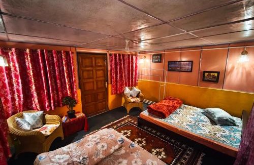 Karsiyang House | White Sea Homestay, Dowhill Kurseong