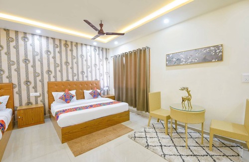 Ramnagar Hotel | Wild Hibiscuss Resort