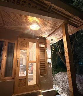 Raison Villa | Wildflower oasis cottage
