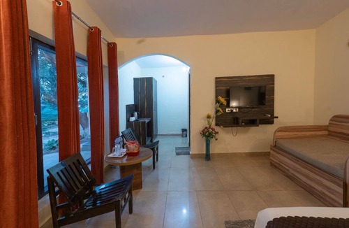 Dhikuli Hotel | Wildline Gold Resort