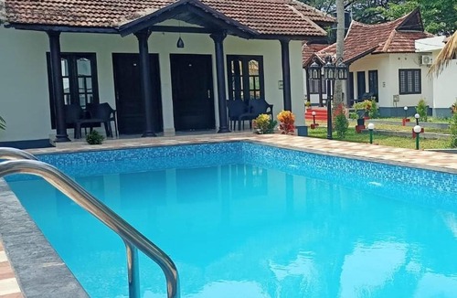 Alappuzha Hotel | Winterfeel Venice Resort By Neon Nest