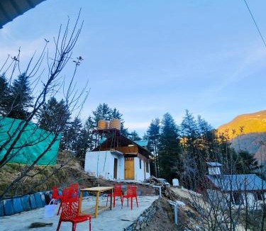 Banjar Cabin | Winterfell Cottages - Edition Tandi