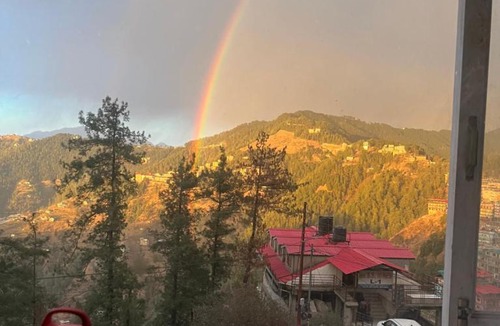 Shimla Bed & Breakfast | Wonder View
