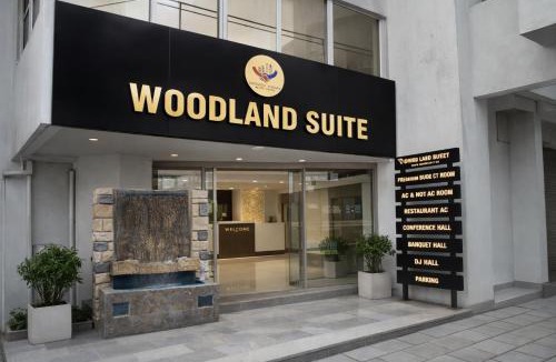 Kochi Hotel | WoodLand Suites