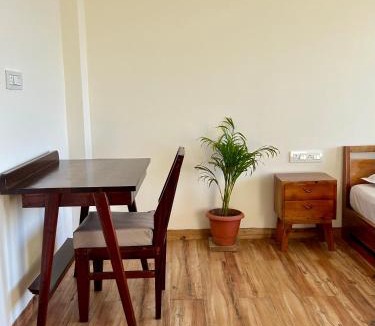 Almora Bed & Breakfast | Woodpecker's Nest