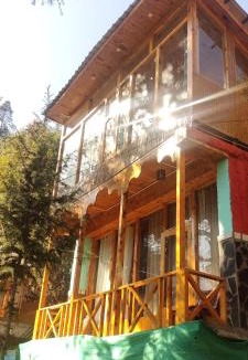 Banjar Cabin | WOW Duplex Treehouse & Cottages
