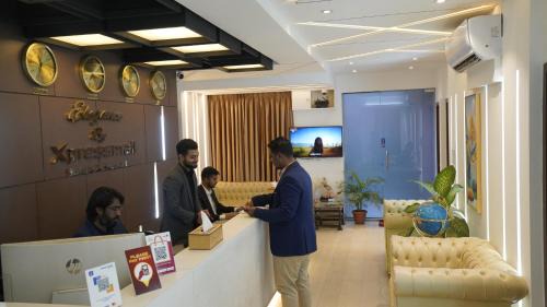 Uttara Hotel | Xpressmall Hotel near Dhaka Airport