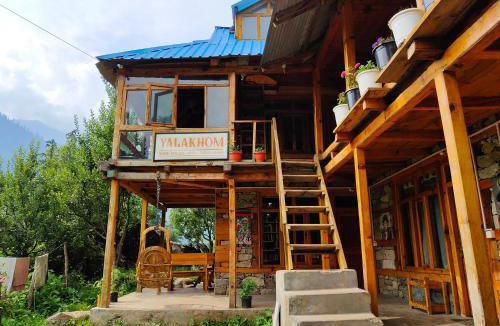 Kullu House | Yalakhom, Stay & Cafe