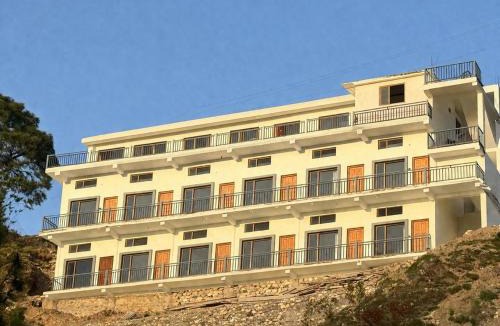 Barkot Hotel | Yamunotri Heights