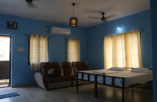 Perungalathur Hotel | Yardlin Hotel