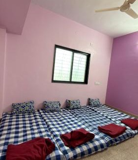 Akalkot House | Yarole