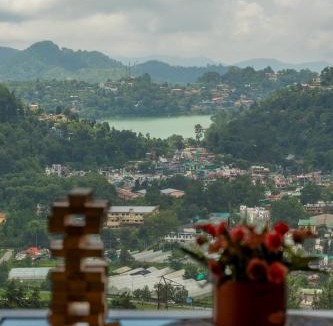 Bhagtpura Hotel | Yecha House - Mountain & Lake View Retreat, Bhimtal