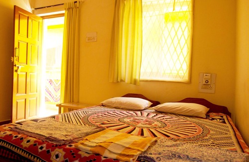 Vagator Hotel | Yellow House
