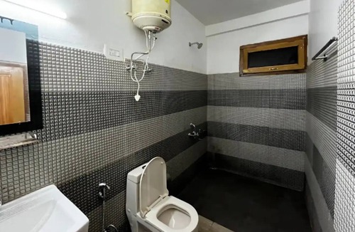 Banjar Hostel | Young Monk Hostel - Standard Roomnn