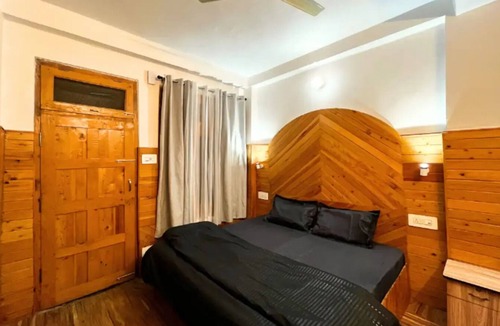 Banjar Hostel | Young Monk Hostel - Standard Roomnn