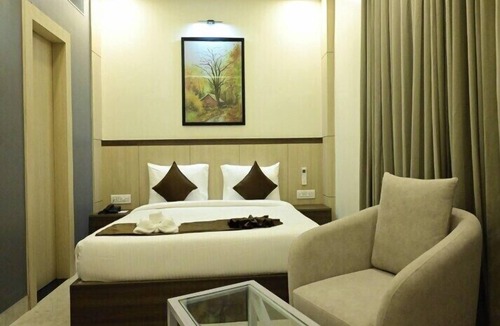Dumka Hotel | YUVRAJ PALACE
