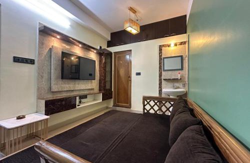 Siliguri Bed & Breakfast | Zen Luxe Abode