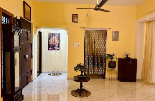 Mudaliarpet Villa | Zhastay Villa Royal Private Stay Couples Families