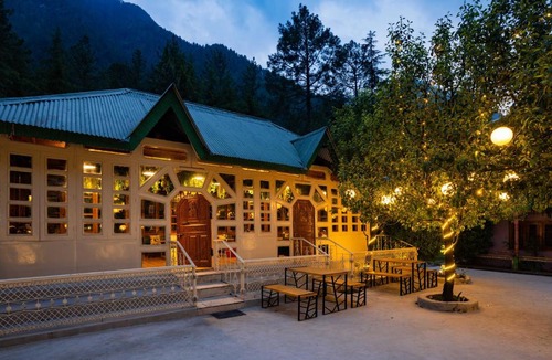 Kasol Hostel | Zostel Kasol, Katagla