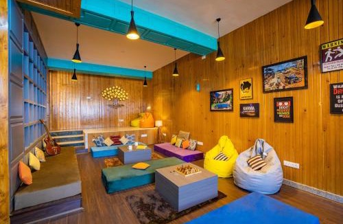 Nishat-Shalimar Hostel | Zostel Srinagar