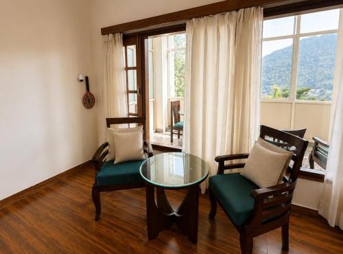 1BHK Lake View Stay with Pool Gargi Cottages