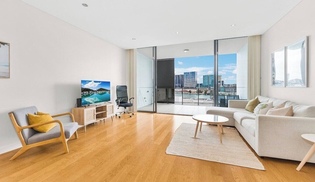 2 bed unit with river view
