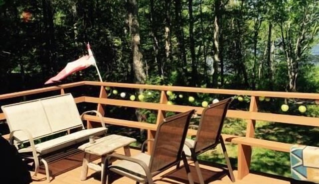 2 bedroom waterfront on St John River, Washademoak Lake, Big Cove. in Wickham