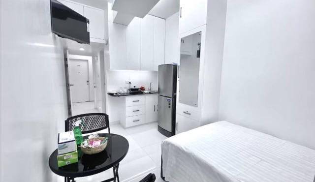 250sqft,4 Economy Stay in Bashundhara, Pool & Gym
