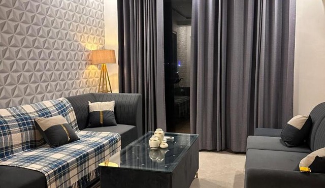 3 BEDROOM Apartment ENTIRE place with balcony