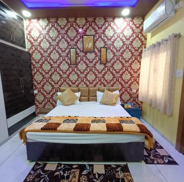 Aarav Home Stay